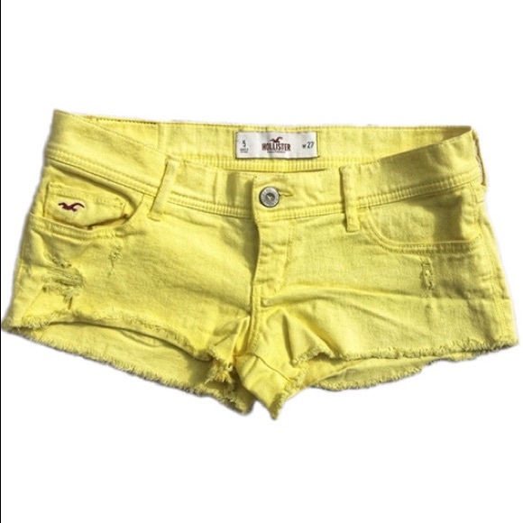 ☀️4/25 Hollister Frayed Hem Denim Shorts